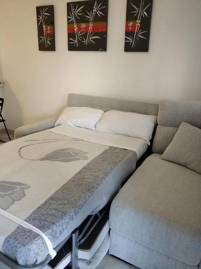 Apartamento Apartamento de cinco plazas en recinto muy tranquilo cerca del mar Benalmádena