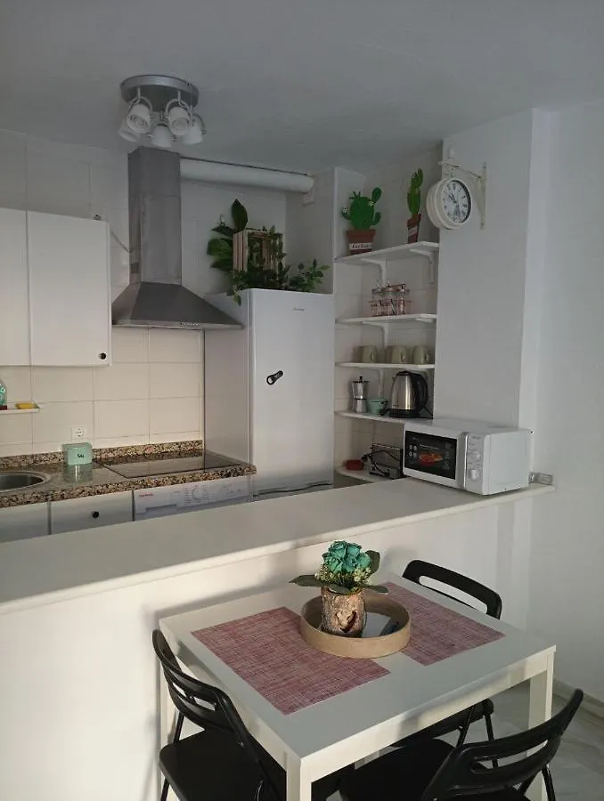 Apartamento Apartamento de cinco plazas en recinto muy tranquilo cerca del mar Benalmádena 0*,  España